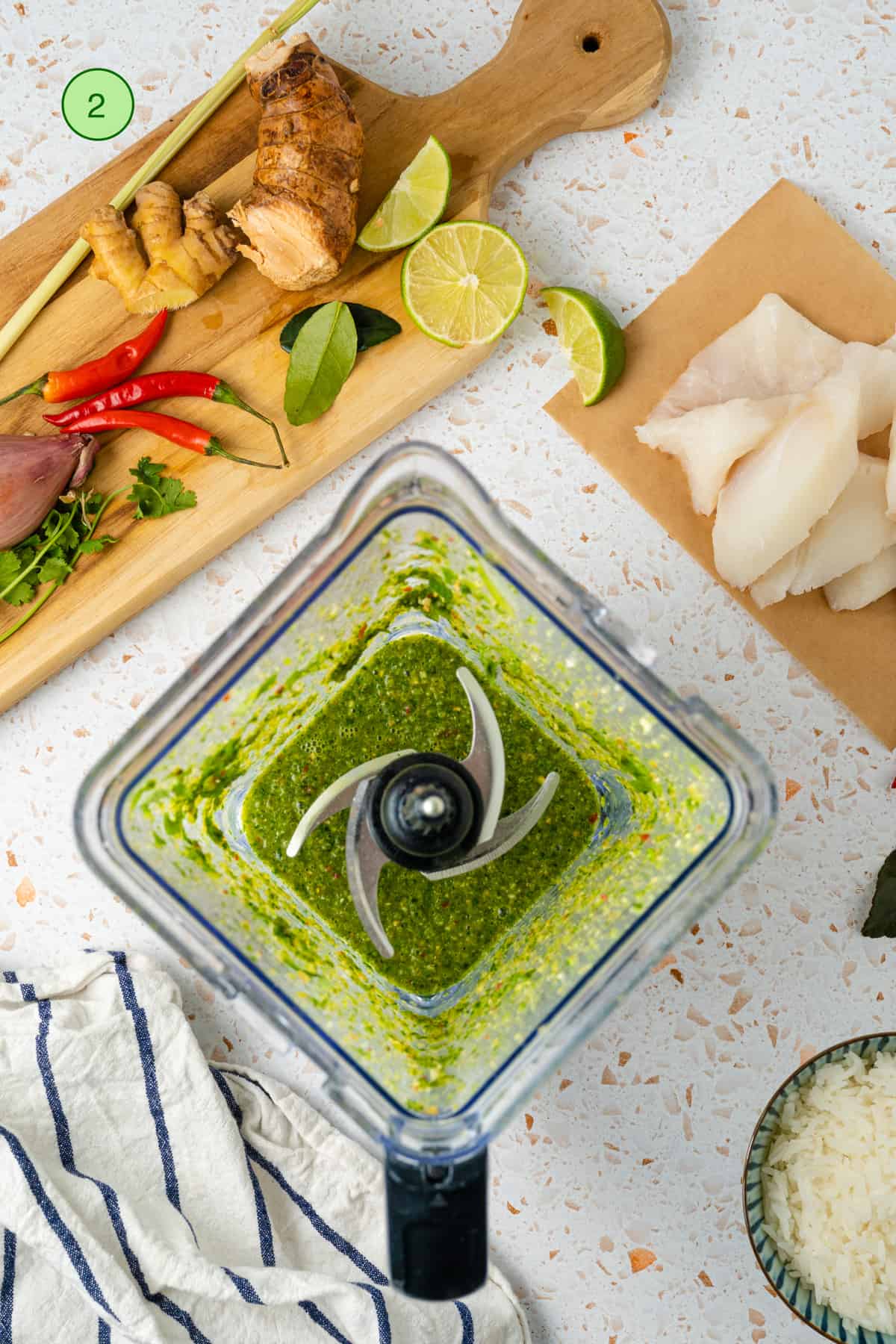 Blend the green curry paste until it is will blended and mixed together.